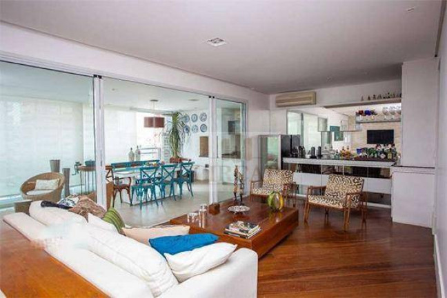 Imagem Apartamento com 3 Quartos à Venda, 162 m² em Itaim Bibi - São Paulo Imagem Apartamento com 3 Quartos à Venda, 162 m² em Itaim Bibi - São Paulo