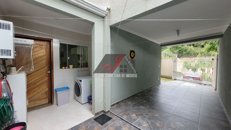 Imagem Sobrado com 3 Quartos à Venda, 134 m² em Santo Inácio - Curitiba