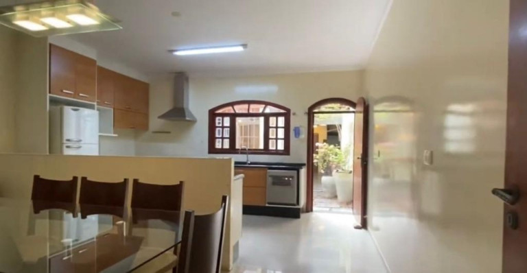 Imagem Casa com 3 Quartos à Venda, 136 m² em Campo Belo - São Paulo
