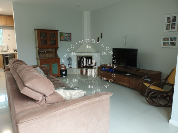Imagem Casa de Condomínio com 4 Quartos à Venda, 224 m² em Ponta Das Canas - Florianópolis Imagem Casa de Condomínio com 4 Quartos à Venda, 224 m² em Ponta Das Canas - Florianópolis