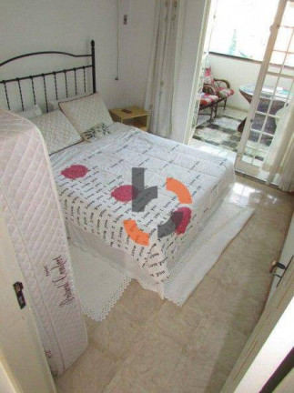 Imagem Casa com 4 Quartos à Venda, 390 m² em Califórnia - Nova Iguaçu