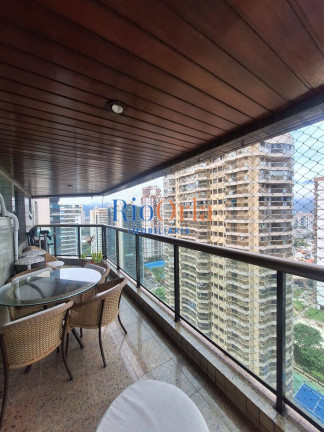 Imagem Apartamento com 4 Quartos à Venda, 147 m² em Barra Da Tijuca - Rio De Janeiro