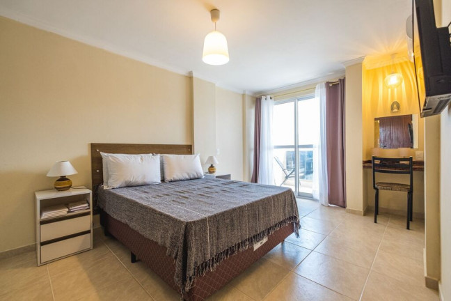 Imagem Casa com 6 Quartos à Venda, 420 m² em Ponta Das Canas - Florianópolis Imagem Casa com 6 Quartos à Venda, 420 m² em Ponta Das Canas - Florianópolis