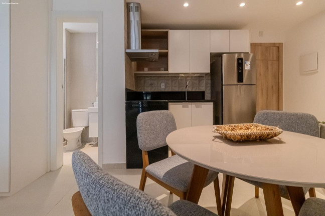 Imagem Apartamento com 1 Quarto à Venda, 32 m² em Copacabana - Niterói Imagem Apartamento com 1 Quarto à Venda, 32 m² em Copacabana - Niterói