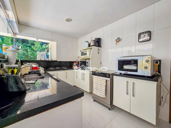 Imagem Casa com 3 Quartos para Temporada, 195 m² em Riviera De São Lourenço - Bertioga Imagem Casa com 3 Quartos para Temporada, 195 m² em Riviera De São Lourenço - Bertioga