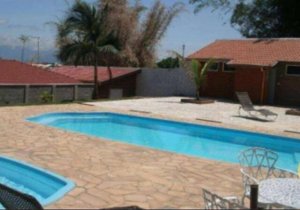 Imagem Casa com 3 Quartos à Venda, 92 m² em Vila São José - Taubaté