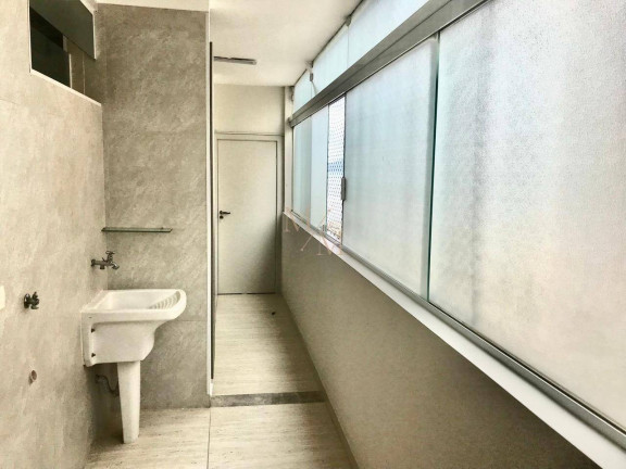 Imagem Apartamento com 3 Quartos à Venda, 138 m² em José Menino - Santos