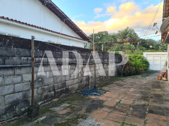 Imagem Casa com 5 Quartos à Venda, 990 m² em Vargem Grande - Rio De Janeiro
