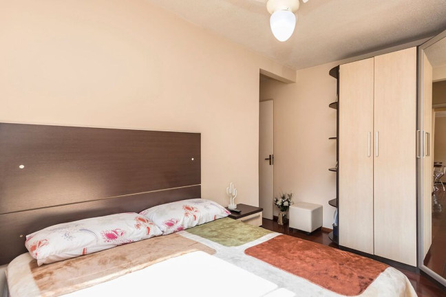 Imagem Apartamento com 2 Quartos à Venda, 52 m² em Santo Antônio - Porto Alegre Imagem Apartamento com 2 Quartos à Venda, 52 m² em Santo Antônio - Porto Alegre