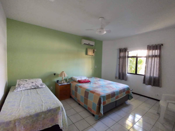 Imagem Casa com 3 Quartos para Temporada, 110 m² em Bombas - Bombinhas Imagem Casa com 3 Quartos para Temporada, 110 m² em Bombas - Bombinhas