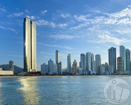 Apartamento com 4 Quartos à Venda, 254 m² em Centro - Balneário Camboriú
