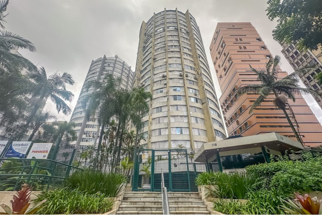 Imagem Apartamento com 3 Quartos à Venda, 178 m² em Itaim Bibi - São Paulo Imagem Apartamento com 3 Quartos à Venda, 178 m² em Itaim Bibi - São Paulo