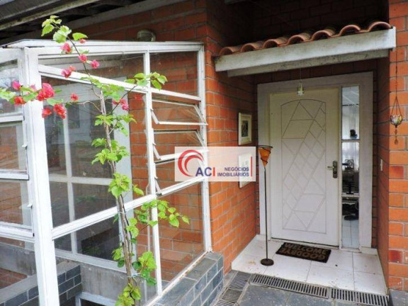 Imagem Casa com 4 Quartos à Venda, 205 m² em Granja Viana - Embu Das Artes Imagem Casa com 4 Quartos à Venda, 205 m² em Granja Viana - Embu Das Artes