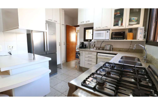 Imagem Apartamento com 4 Quartos à Venda, 226 m² em Morumbi - São Paulo Imagem Apartamento com 4 Quartos à Venda, 226 m² em Morumbi - São Paulo