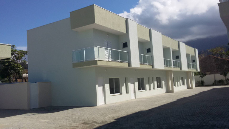 Imagem Sobrado com 3 Quartos à Venda, 106 m² em Massaguaçu - Caraguatatuba Imagem Sobrado com 3 Quartos à Venda, 106 m² em Massaguaçu - Caraguatatuba