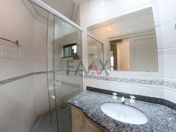 Imagem Casa com 2 Quartos à Venda, 362 m² em Alto Da Xv - Guarapuava Imagem Casa com 2 Quartos à Venda, 362 m² em Alto Da Xv - Guarapuava