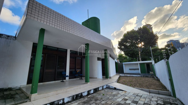 Casa com 6 Quartos à Venda, 310 m² em Cabo Branco - João Pessoa