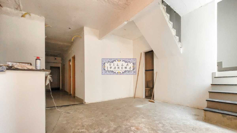 Imagem Casa com 12 Quartos à Venda, 250 m² em Tijuca - Rio De Janeiro Imagem Casa com 12 Quartos à Venda, 250 m² em Tijuca - Rio De Janeiro