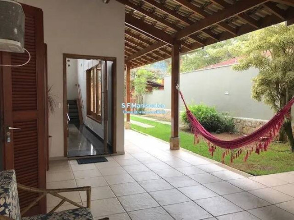 Imagem Casa com 4 Quartos à Venda, 435 m² em Lázaro - Ubatuba