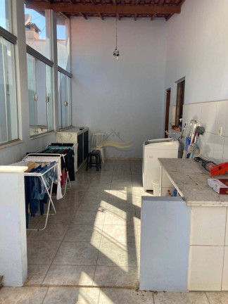 Imagem Casa com 2 Quartos à Venda, 250 m² em Bairro São Jose - Itupeva Imagem Casa com 2 Quartos à Venda, 250 m² em Bairro São Jose - Itupeva