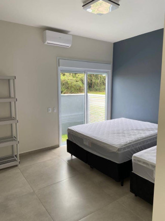 Imagem Casa com 3 Quartos à Venda, 471 m² em Ninho Verde Ii - Pardinho Imagem Casa com 3 Quartos à Venda, 471 m² em Ninho Verde Ii - Pardinho