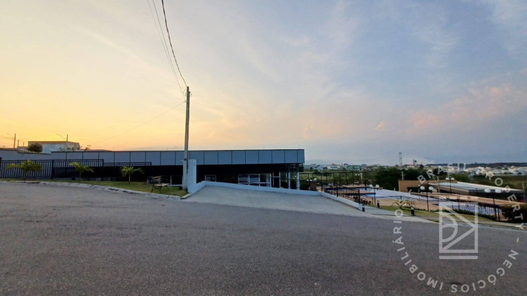 Imagem Casa com 3 Quartos à Venda, 318 m² em Residencial Colinas - Caçapava Imagem Casa com 3 Quartos à Venda, 318 m² em Residencial Colinas - Caçapava