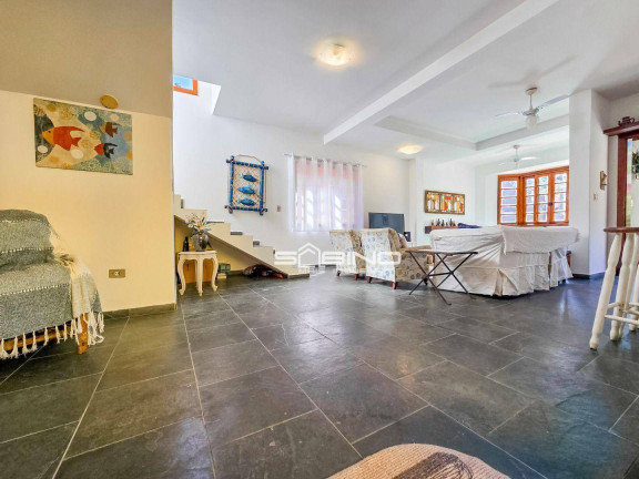 Imagem Casa com 3 Quartos para Temporada, 210 m² em Riviera De São Lourenço - Bertioga Imagem Casa com 3 Quartos para Temporada, 210 m² em Riviera De São Lourenço - Bertioga