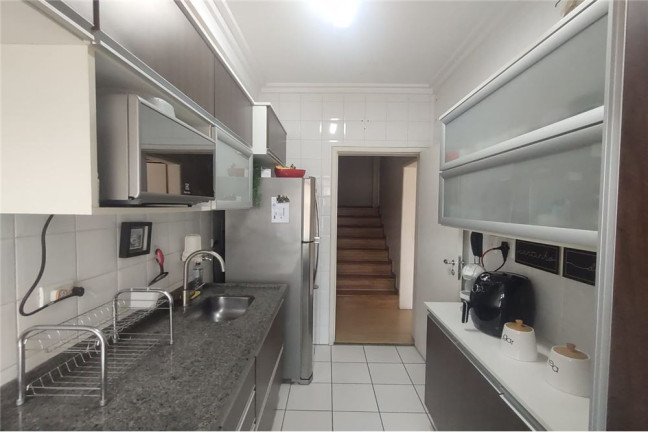 Imagem Casa com 4 Quartos à Venda, em Sítio Da Figueira - São Paulo Imagem Casa com 4 Quartos à Venda, em Sítio Da Figueira - São Paulo