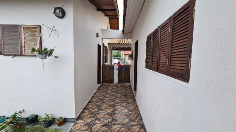 Imagem Casa com 4 Quartos à Venda, 367 m² em Ingleses Do Rio Vermelho - Florianópolis Imagem Casa com 4 Quartos à Venda, 367 m² em Ingleses Do Rio Vermelho - Florianópolis
