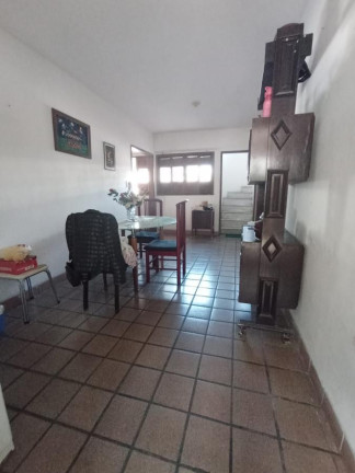 Imagem Casa com 4 Quartos à Venda, 300 m² em Santo Amaro - Recife Imagem Casa com 4 Quartos à Venda, 300 m² em Santo Amaro - Recife