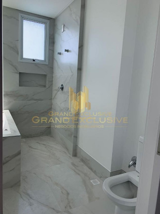 Imagem Apartamento com 3 Quartos à Venda, 151 m² em Centro - Balneário Camboriú Imagem Apartamento com 3 Quartos à Venda, 151 m² em Centro - Balneário Camboriú