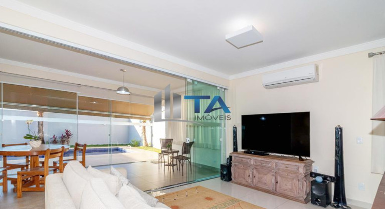 Imagem Casa com 3 Quartos à Venda, 284 m² em Swiss Park - Campinas Imagem Casa com 3 Quartos à Venda, 284 m² em Swiss Park - Campinas