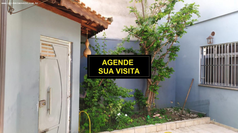 Imagem Casa com 3 Quartos à Venda, 200 m² em Cidade Dutra - São Paulo