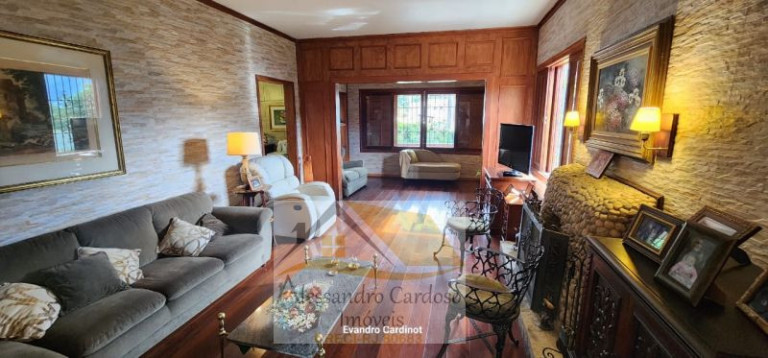 Imagem Casa com 10 Quartos à Venda, 550 m² em Braunes - Nova Friburgo Imagem Casa com 10 Quartos à Venda, 550 m² em Braunes - Nova Friburgo