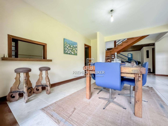 Casa com 4 Quartos à Venda, 276 m² em Carlos Guinle - Teresópolis