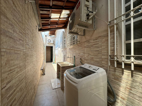Imagem Casa com 3 Quartos à Venda, 420 m² em Arvoredo - Contagem Imagem Casa com 3 Quartos à Venda, 420 m² em Arvoredo - Contagem
