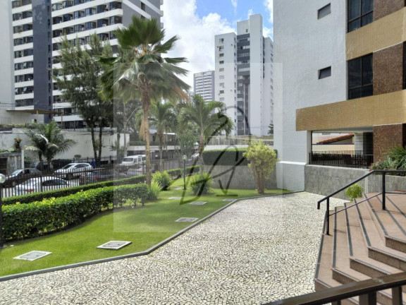 Apartamento com 4 Quartos à Venda, 138 m²