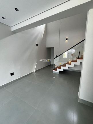 Imagem Casa com 4 Quartos à Venda, 265 m² Imagem Casa com 4 Quartos à Venda, 265 m²