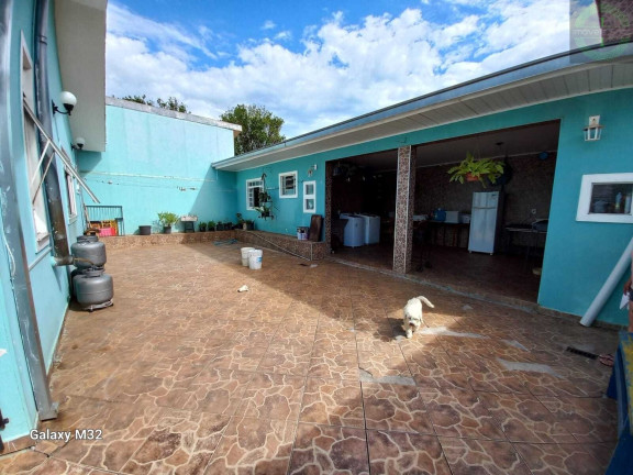 Imagem Casa com 4 Quartos à Venda, em Contorno - Ponta Grossa Imagem Casa com 4 Quartos à Venda, em Contorno - Ponta Grossa
