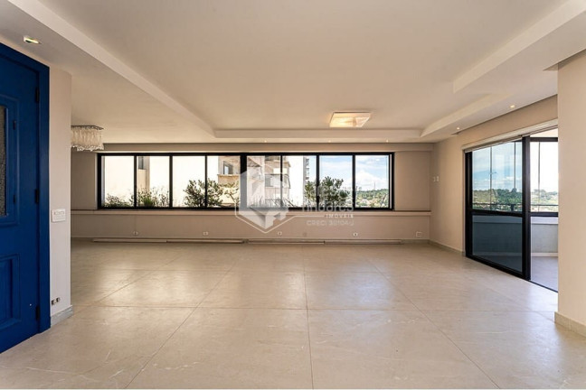 Apartamento com 3 Quartos à Venda, 180 m² em Vila Alexandria - São Paulo