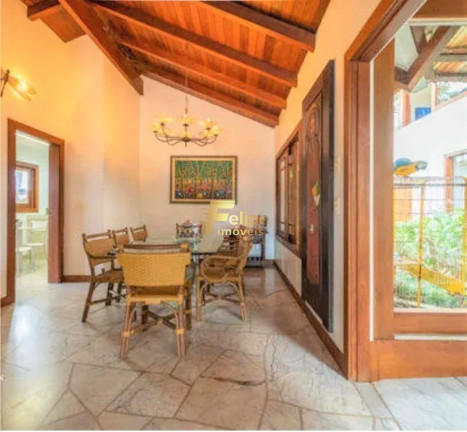 Imagem Casa com 6 Quartos à Venda, 720 m² em Praia Do Morro - Guarapari
