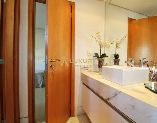 Imagem Imóvel com 4 Quartos à Venda, 165 m² em Carmo - Belo Horizonte Imagem Imóvel com 4 Quartos à Venda, 165 m² em Carmo - Belo Horizonte