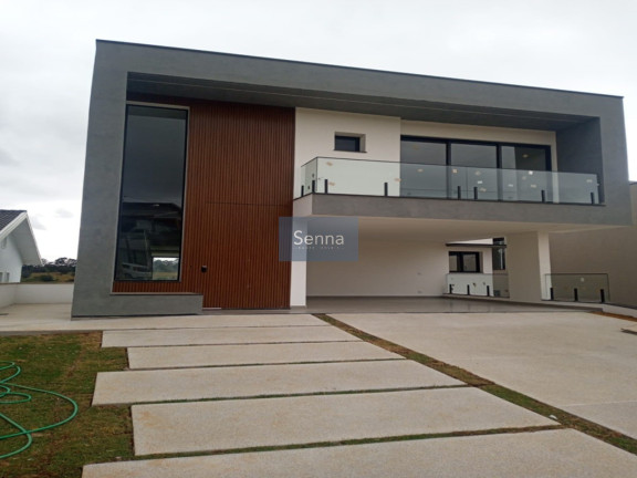 Casa com 4 Quartos à Venda,  em Medeiros - Jundiaí
