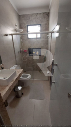 Imagem Casa com 3 Quartos à Venda, 220 m² Imagem Casa com 3 Quartos à Venda, 220 m²