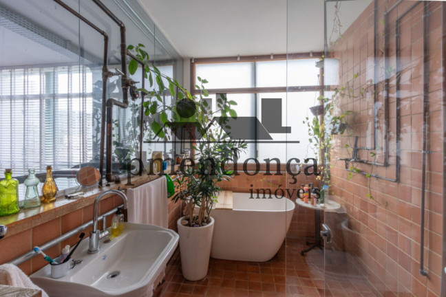 Imagem Apartamento com 3 Quartos à Venda, 196 m² em Higienópolis - São Paulo Imagem Apartamento com 3 Quartos à Venda, 196 m² em Higienópolis - São Paulo