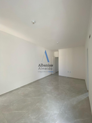 Imagem Casa com 4 Quartos à Venda, 150 m² em Sapiranga-coité - Fortaleza