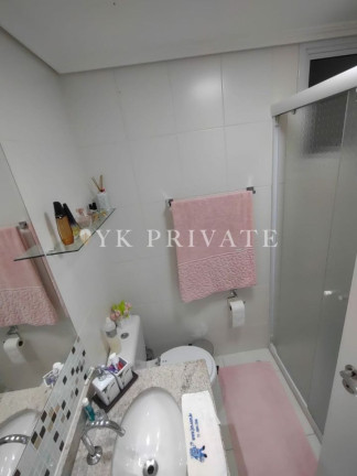Imagem Apartamento com 3 Quartos à Venda, 134 m² em Vila Anastácio - São Paulo