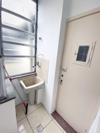 Imagem Apartamento com 3 Quartos à Venda, 91 m² em Floresta - Porto Alegre Imagem Apartamento com 3 Quartos à Venda, 91 m² em Floresta - Porto Alegre