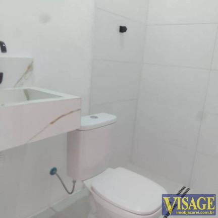 Imagem Casa com 2 Quartos à Venda, em Centro - Jacareí Imagem Casa com 2 Quartos à Venda, em Centro - Jacareí