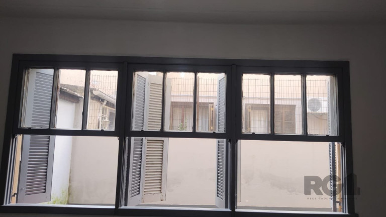 Imagem Apartamento com 1 Quarto à Venda ou Locação, 42 m² em Menino Deus - Porto Alegre Imagem Apartamento com 1 Quarto à Venda ou Locação, 42 m² em Menino Deus - Porto Alegre